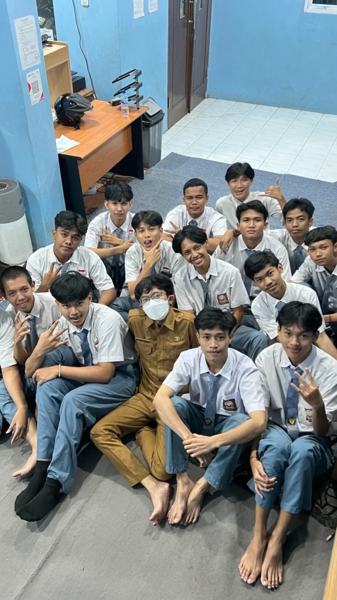 Poster Video Highlight Momen dari @harryfauzan17 — 3 Juli 2024